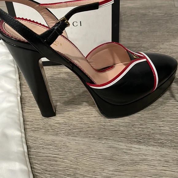 SOLD 🎈Gucci pumps - Picture 5 of 10